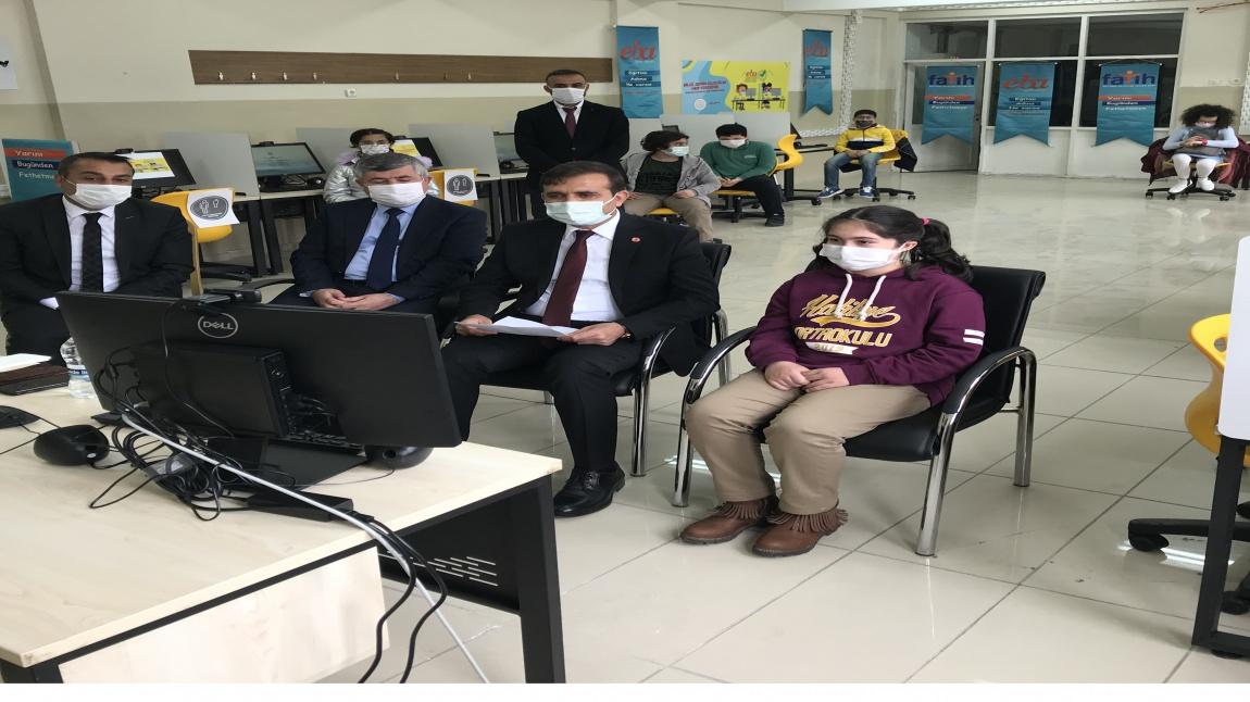 Milli Eğitim Bakanımız Ziya Selçuk ile bilgisayar atölyemizin açılışını gerçekleştirdik